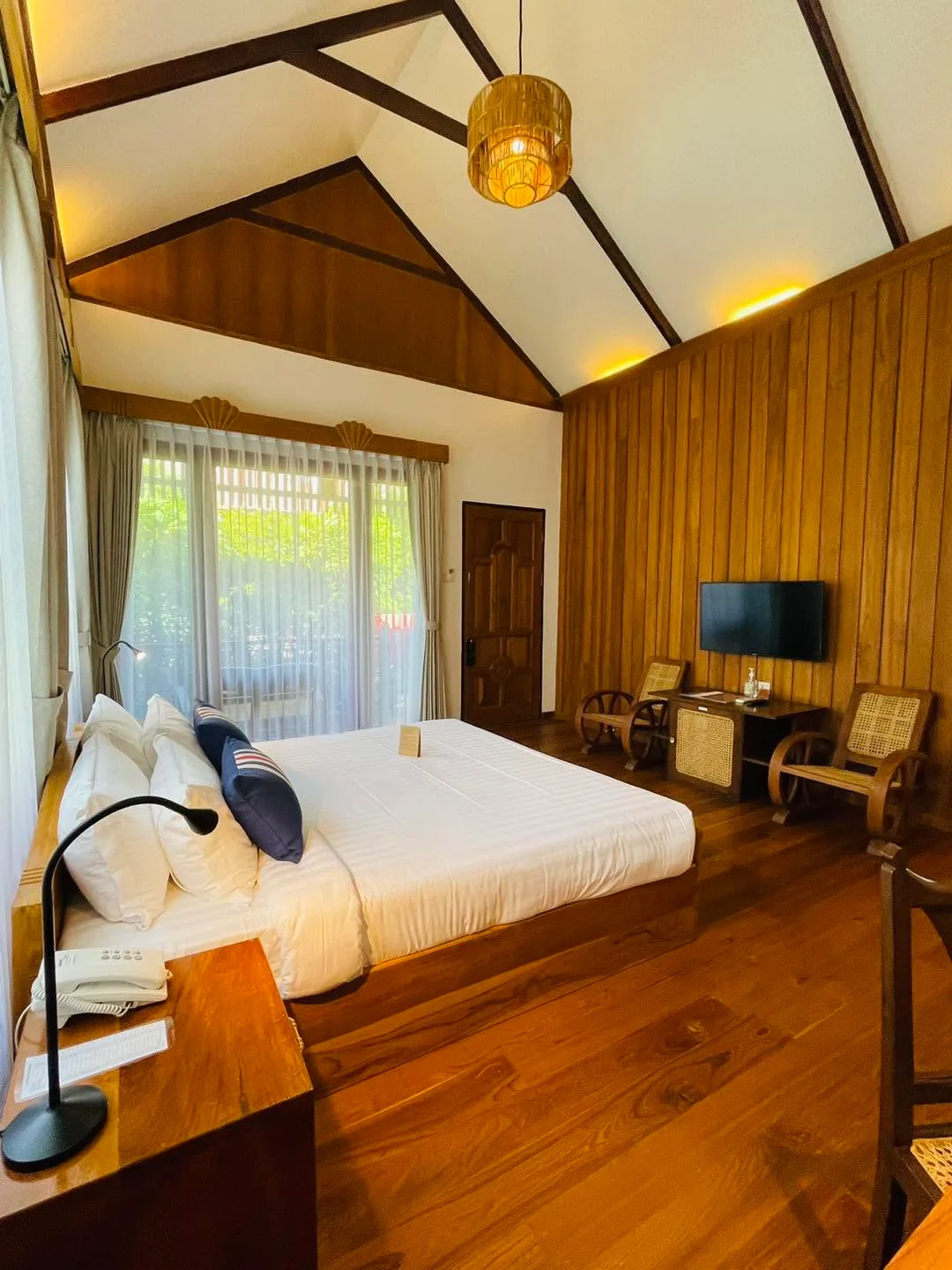 Deluxe Cottage